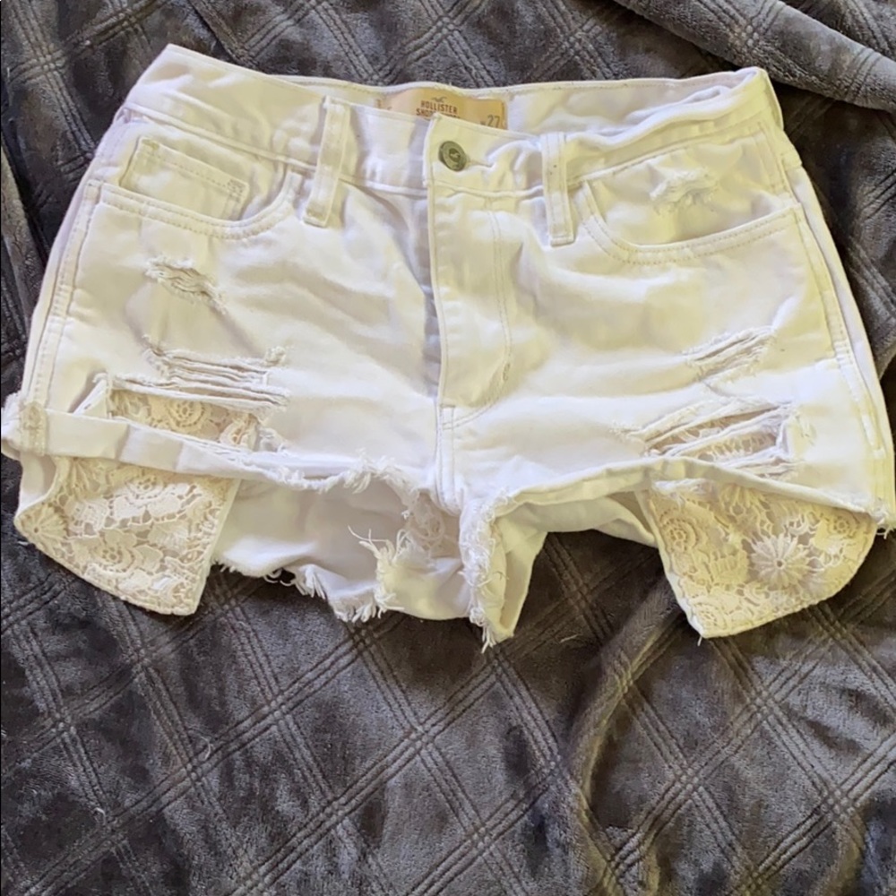 Hollister shorts size 5 white